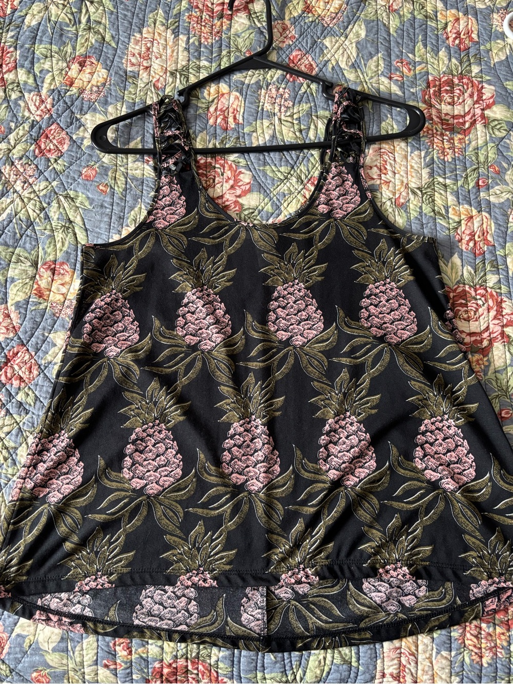 H&M Black Pineapple Print Tank Top - Women's Summer Casual